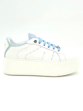 Carica l'immagine nel visualizzatore di Gallery, JANET & JANET Sneakers platform bianca/celeste C