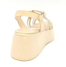Carica l'immagine nel visualizzatore di Gallery, WONDERS Sandali con plateau Martina beige QX13