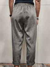 Carica l&#39;immagine nel visualizzatore di Gallery, LE STREGHE Pantaloni baggy in velluto a coste fango