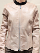 Carica l'immagine nel visualizzatore di Gallery, RINO &amp; PELLE GIACCA IN PELLE  ROSA Torri leather jacket