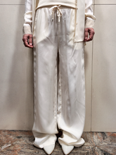Carica l'immagine nel visualizzatore di Gallery, TENSIONE IN Pantalone cupro banda laterale beige