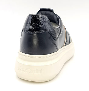 NERO GIARDINI Sneakers platform in pelle nera F37