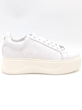 Carica l&#39;immagine nel visualizzatore di Gallery, CULT Sneakers PERRY bianco logato G46