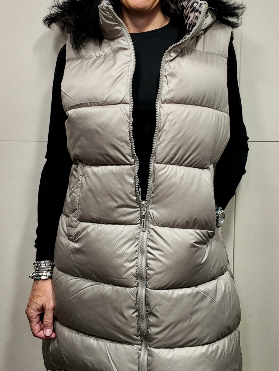 LE STREGHE Piumino Smanicato taupe/animalier