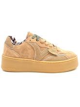 Carica l'immagine nel visualizzatore di Gallery, VICTORIA Sneaker TURIN CAMOSCIO  con plateau beige H27