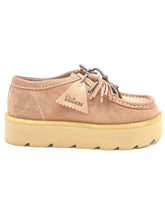 Carica l'immagine nel visualizzatore di Gallery, CLARKS Meare Walla Camoscio rosa antico O25