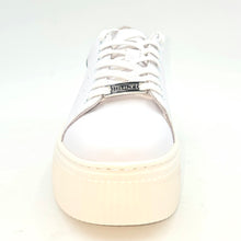 Carica l'immagine nel visualizzatore di Gallery, CULT  Sneakers PERRY 3162 PELLE BIANCA con Tallone strass neri G2