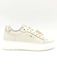 NERO GIARDINI Sneakers con charms in pelle osso R24