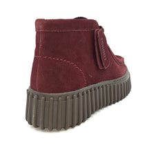 Carica l'immagine nel visualizzatore di Gallery, CLARKS Torhill Moss Camoscio bordeaux O26