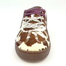 Carica l'immagine nel visualizzatore di Gallery, VICTORIA Sneaker LONDRES EFFETTO CAVALLINO STAMPA ANIMAL H30