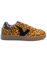Carica l'immagine nel visualizzatore di Gallery, VICTORIA Sneaker LONDRES EFFETTO CAVALLINO STAMPA ANIMAL H31