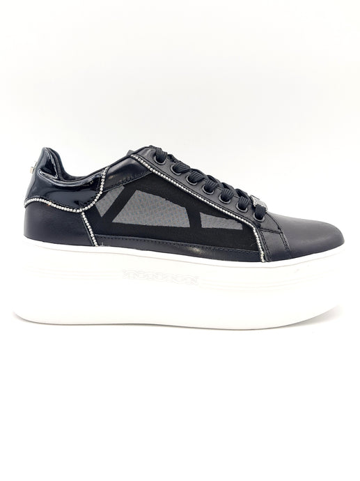 CULT Sneakers PEARL in pelle nera con inserti in rete G25