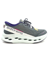Carica l'immagine nel visualizzatore di Gallery, SKECHERS Slip-ins: Max Cushioning Glide-Step grey sage K33