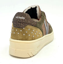 Carica l'immagine nel visualizzatore di Gallery, VICTORIA Sneaker SEUL CAMOSCIO &amp; BORCHIE multicolor H24