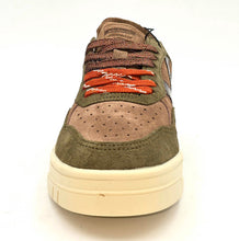Carica l'immagine nel visualizzatore di Gallery, VICTORIA Sneaker SEUL CAMOSCIO &amp; BORCHIE multicolor H24
