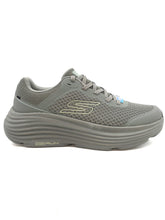 Carica l'immagine nel visualizzatore di Gallery, SKECHERS Max Cushioning Endeavour verde K46