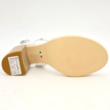 Carica l'immagine nel visualizzatore di Gallery, NERO GIARDINI Sandalo in pelle bianco tacco 70 W27