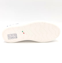 Carica l&#39;immagine nel visualizzatore di Gallery, NERO GIARDINI Sneakers platform in pelle bianca con fiocco R16