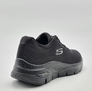 SKECHERS Arch Fit nero D31