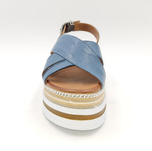 BUENO Sandalo con cinturino platform azzurro A86