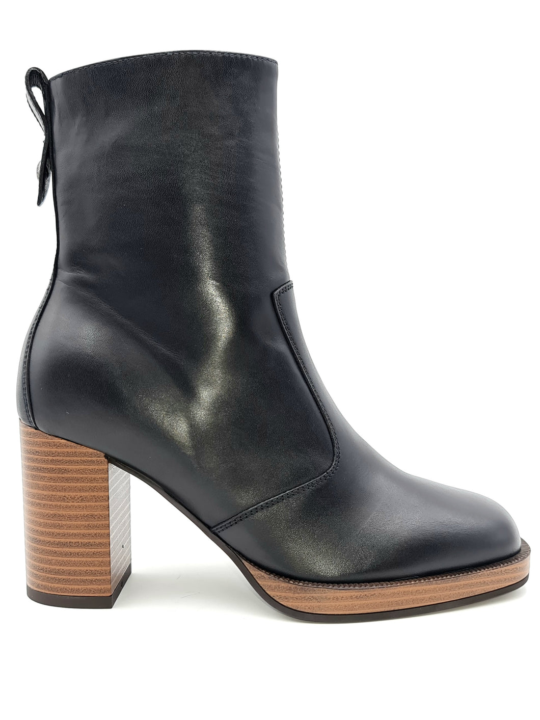 NERO GIARDINI Tronchetto tacco 80 in pelle nero F32