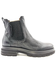 NERO GIARDINI Stivaletto chelsea pelle nero H86
