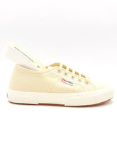 Carica l&#39;immagine nel visualizzatore di Gallery, SUPERGA 2750 PLUS beige zeppa interna 14W