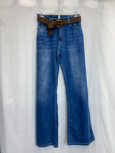 Carica l&#39;immagine nel visualizzatore di Gallery, TENSIONE IN | Jeans zampa denim blu