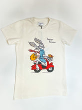 Carica l&#39;immagine nel visualizzatore di Gallery, FRONT STREET 8 T-shirt Looney Tunes &quot;vacanze romane&quot;