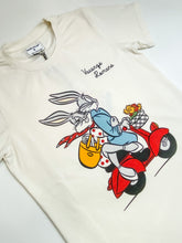 Carica l&#39;immagine nel visualizzatore di Gallery, FRONT STREET 8 T-shirt Looney Tunes &quot;vacanze romane&quot;