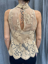 Carica l&#39;immagine nel visualizzatore di Gallery, TENSIONE IN | CAMICIA PIZZO BEIGE